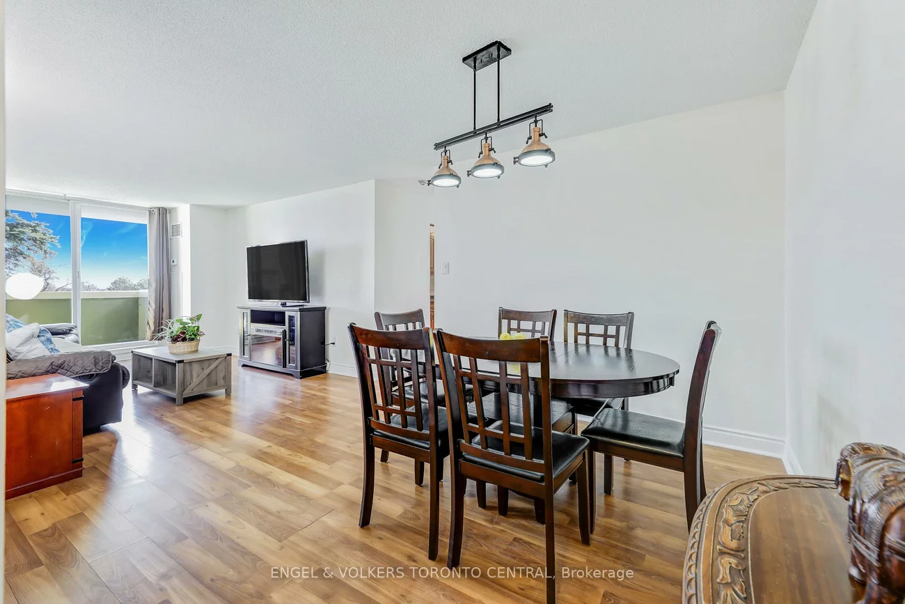 15, Sewells, Malvern, Toronto