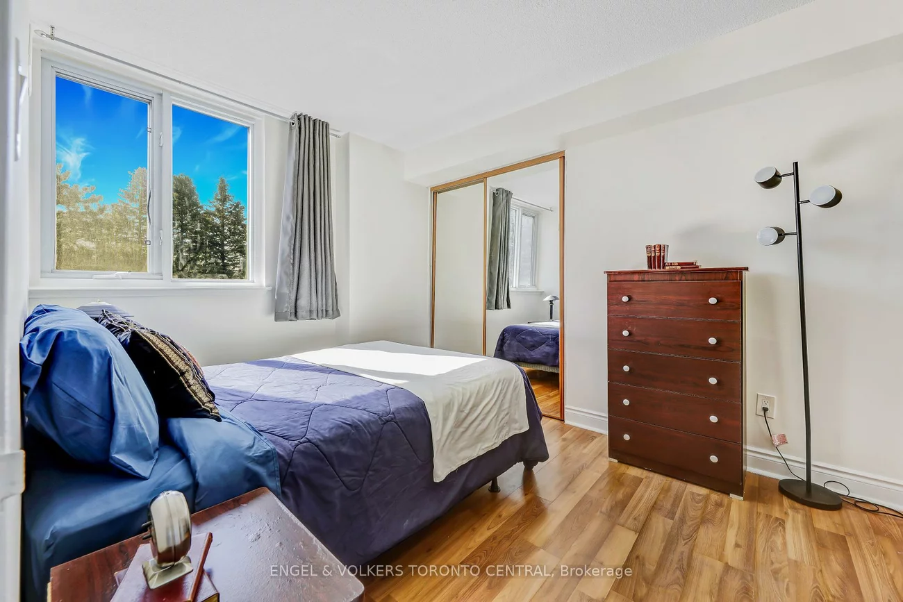 15, Sewells, Malvern, Toronto