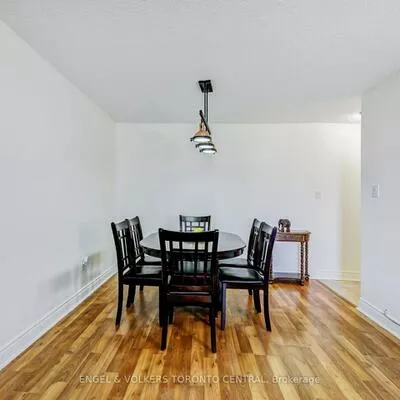 15, Sewells, Malvern, Toronto
