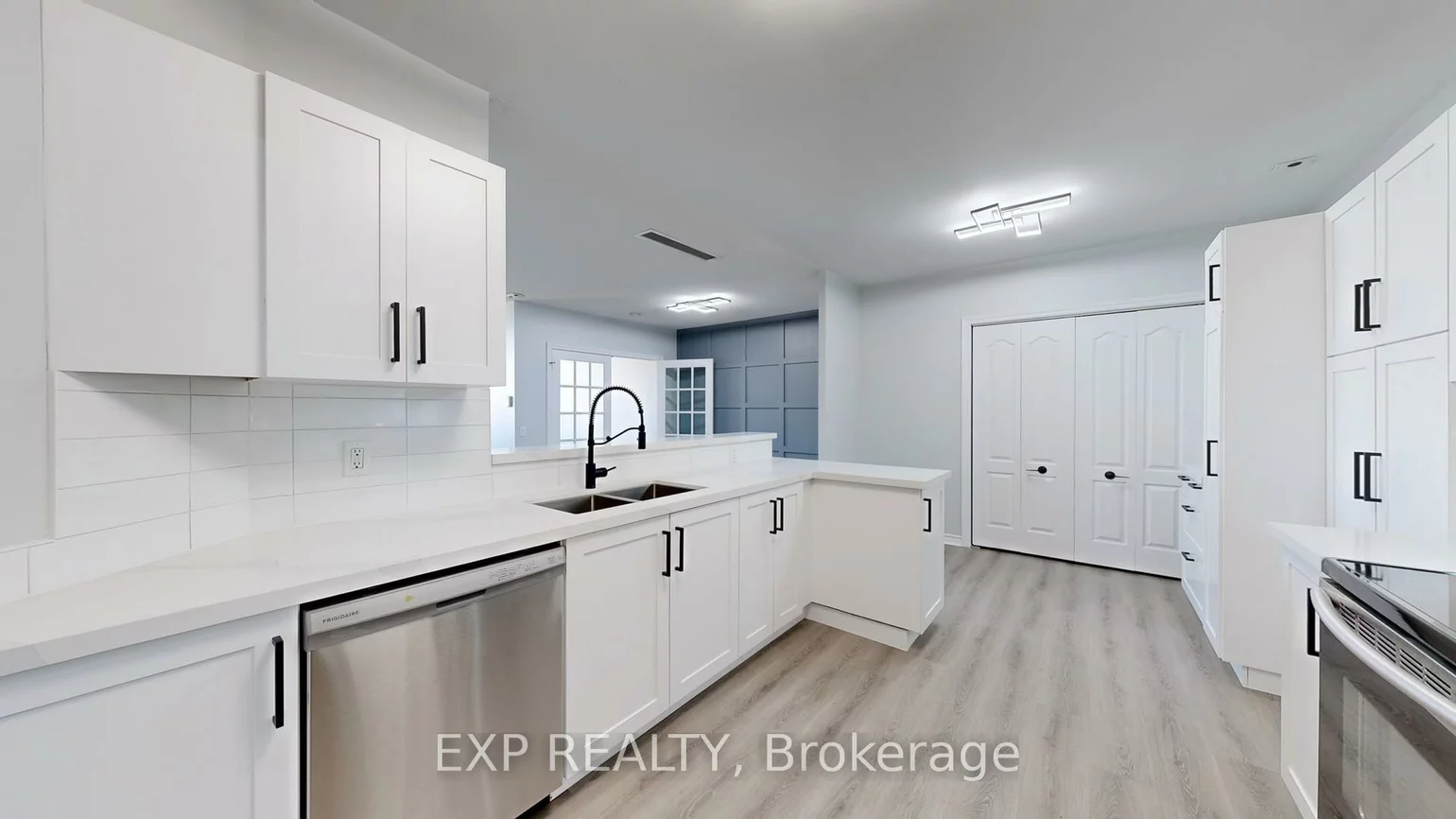115, Omni, Bendale, Toronto