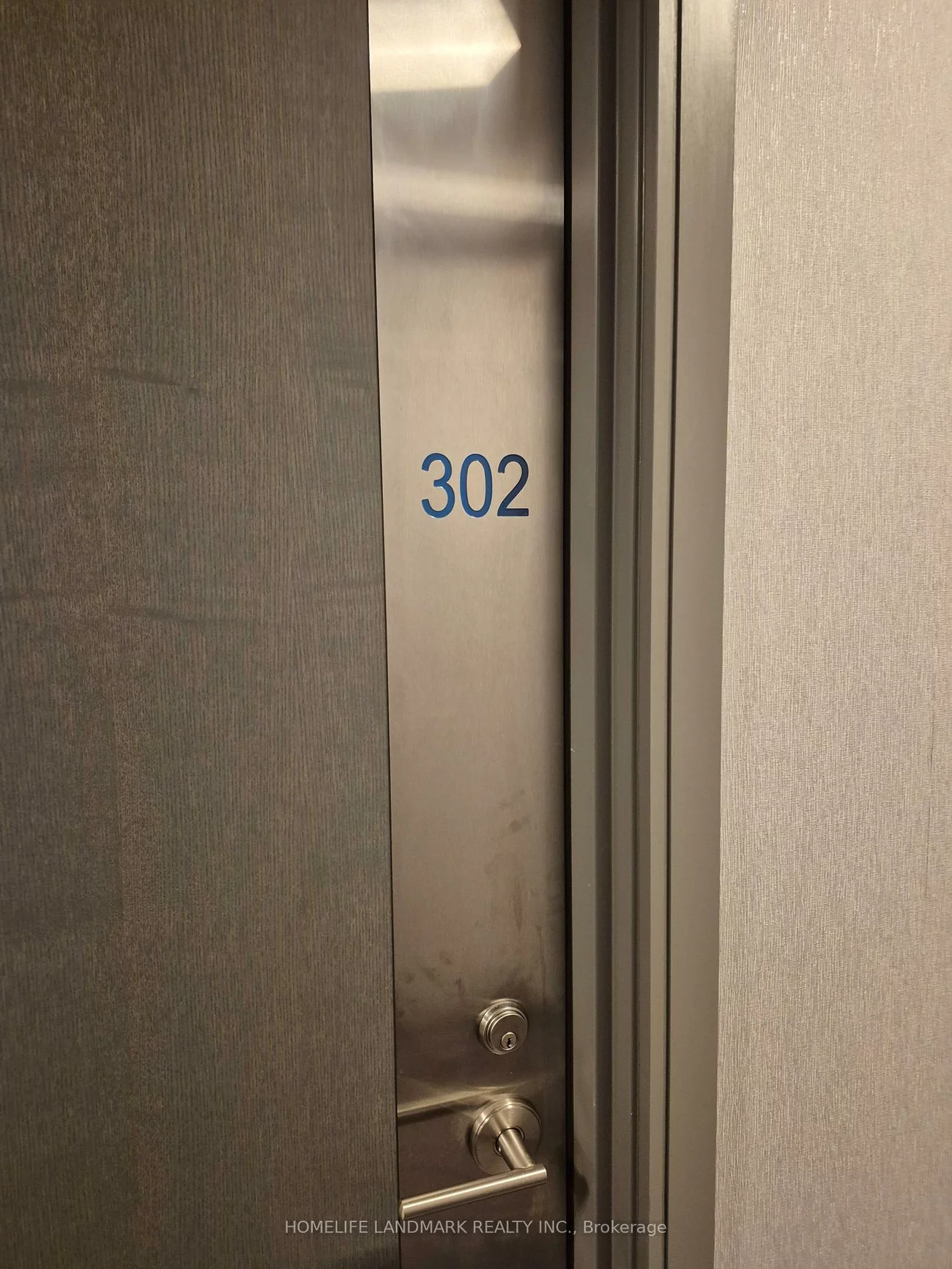 1346, Danforth, Eglinton East, Toronto