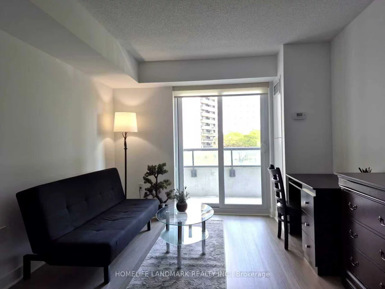 1346, Danforth, Eglinton East, Toronto