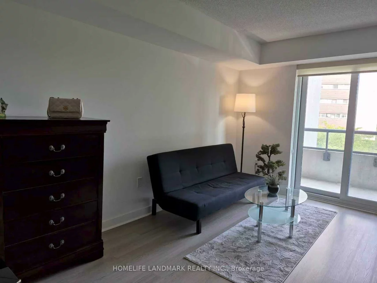 1346, Danforth, Eglinton East, Toronto