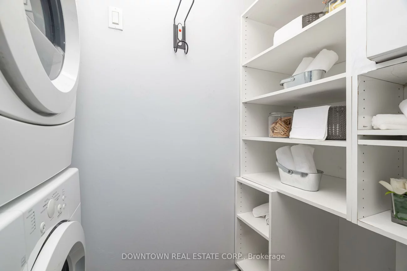 53, Colgate, South Riverdale, Toronto