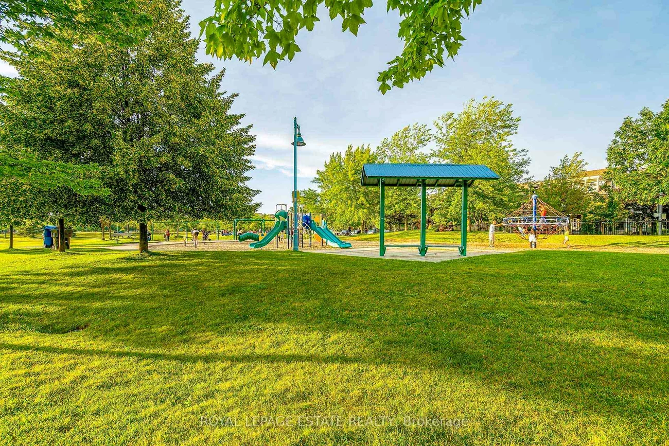 9, Boardwalk, The Beaches, Toronto