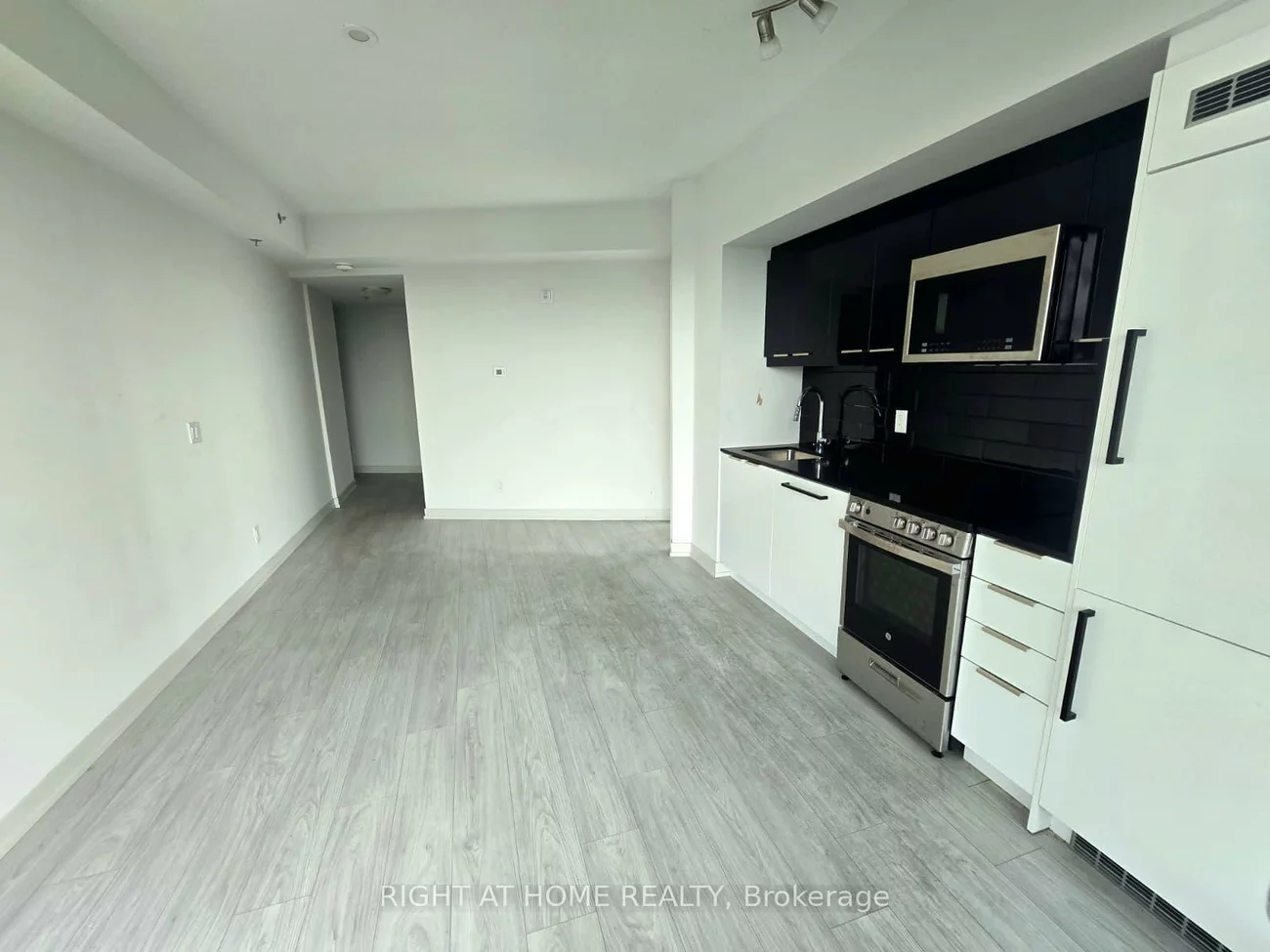 90, Glen Everest, Birchcliffe-Cliffside, Toronto
