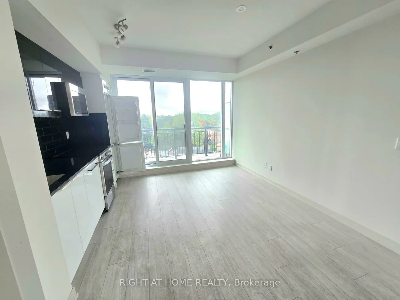90, Glen Everest, Birchcliffe-Cliffside, Toronto