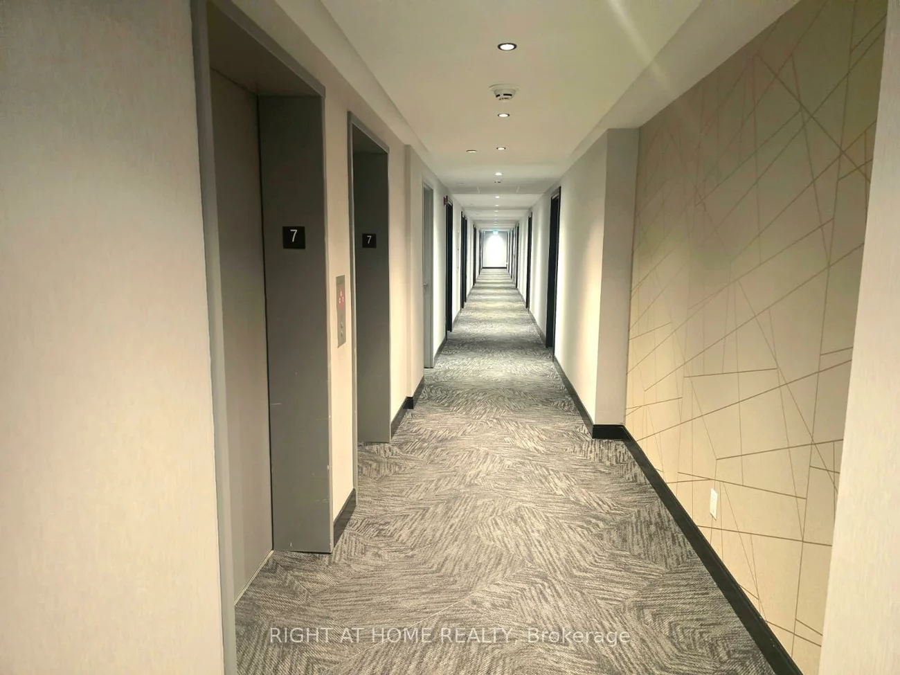 90, Glen Everest, Birchcliffe-Cliffside, Toronto