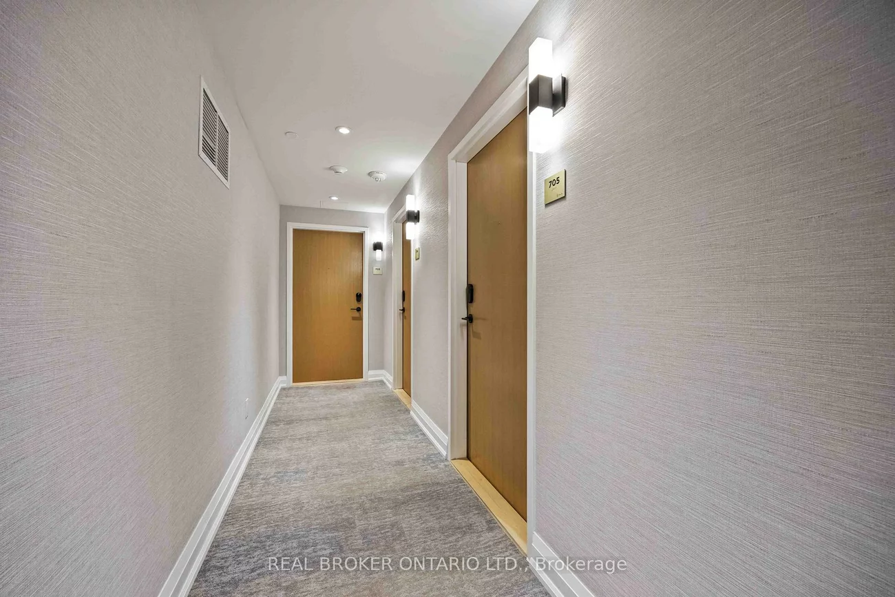 2369, Danforth, East End-Danforth, Toronto