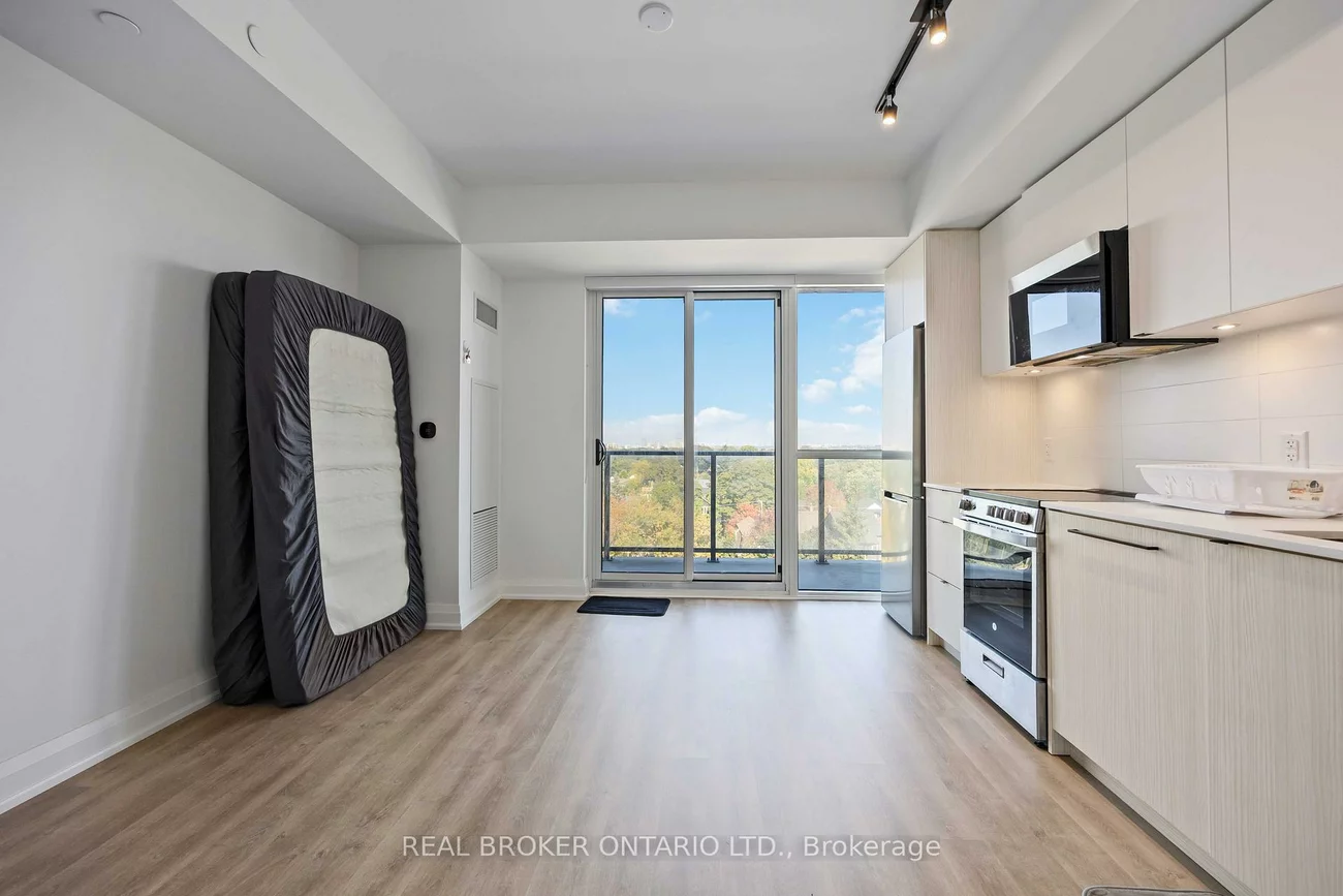 2369, Danforth, East End-Danforth, Toronto
