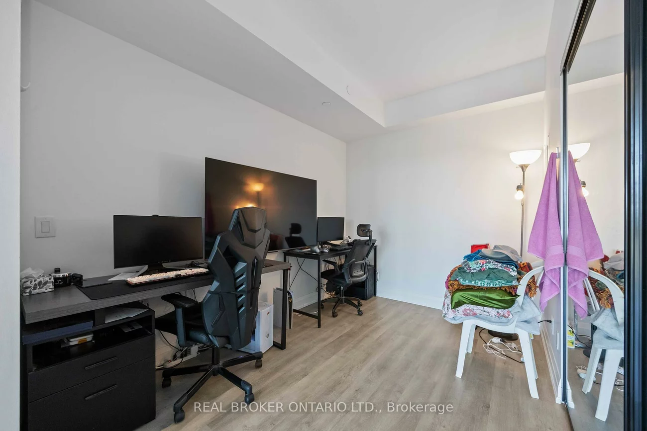 2369, Danforth, East End-Danforth, Toronto