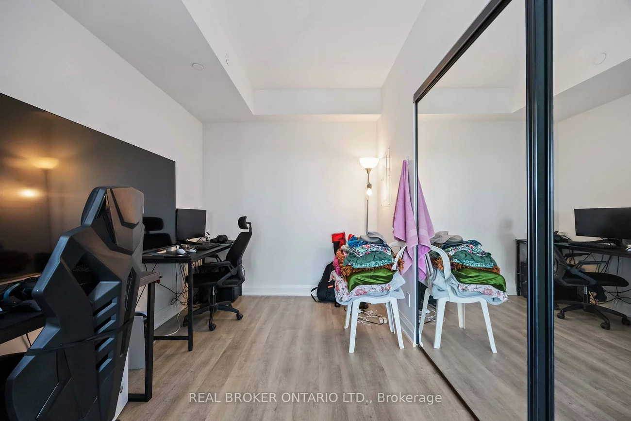 2369, Danforth, East End-Danforth, Toronto
