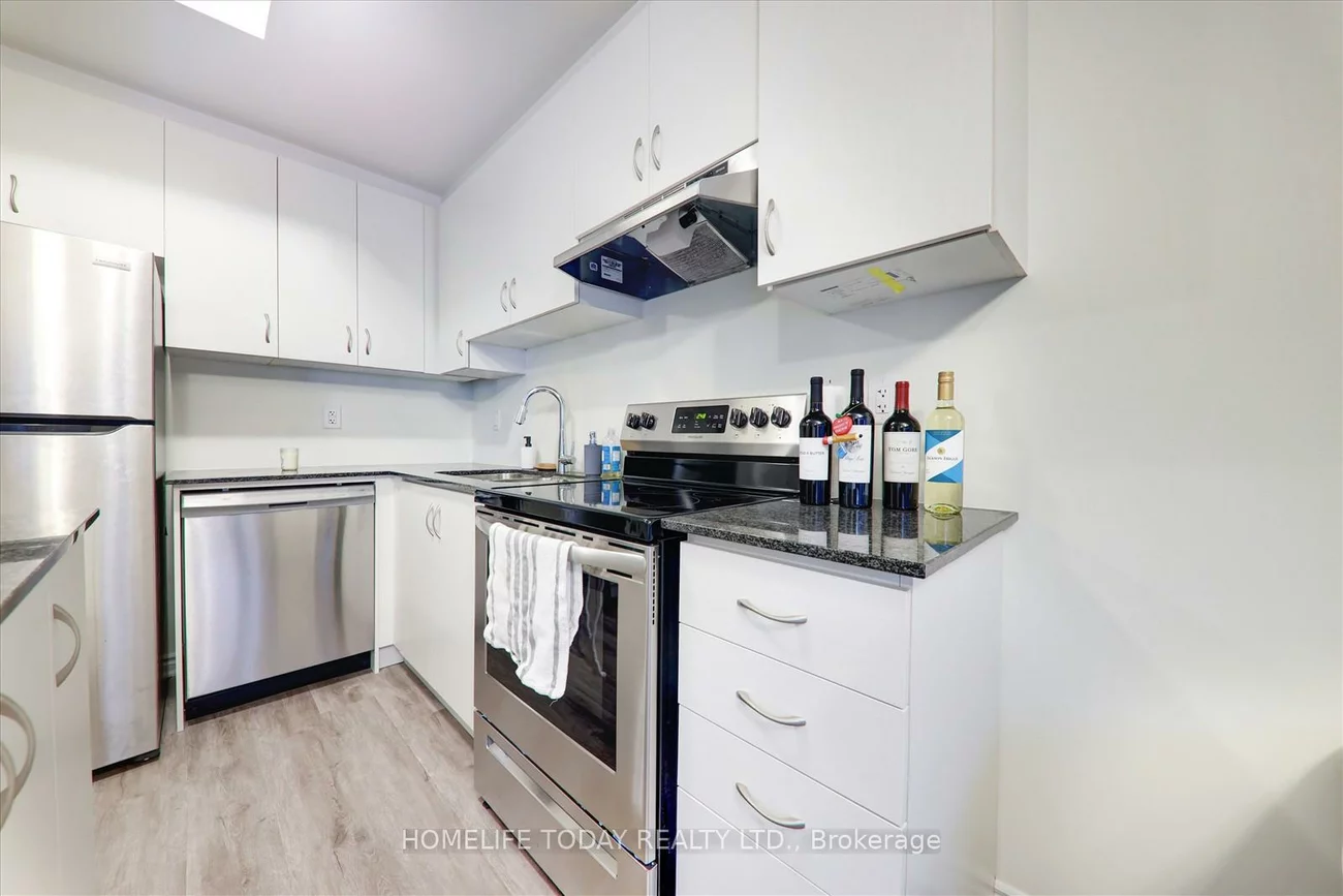 2787, Eglinton, Eglinton East, Toronto