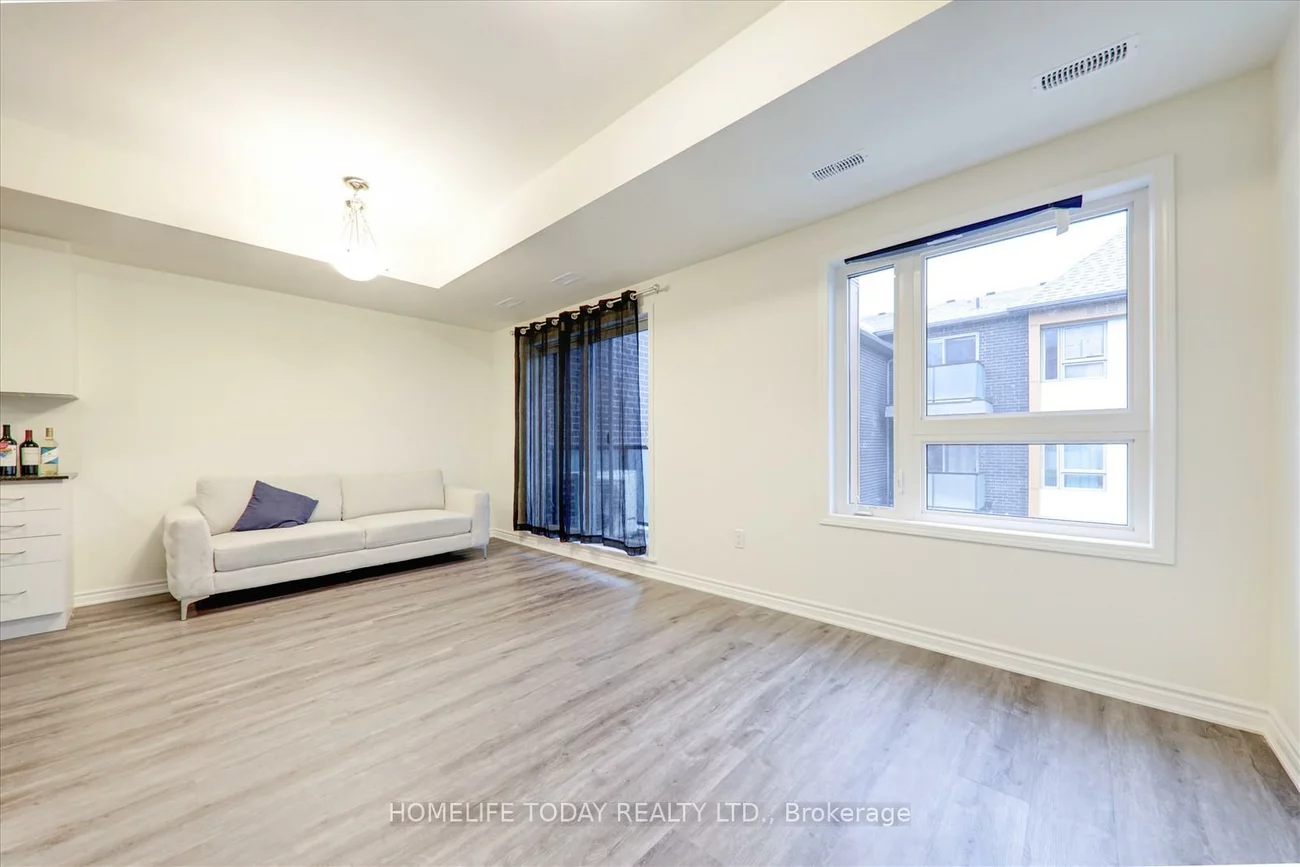 2787, Eglinton, Eglinton East, Toronto