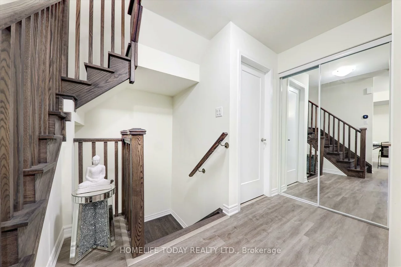 2787, Eglinton, Eglinton East, Toronto