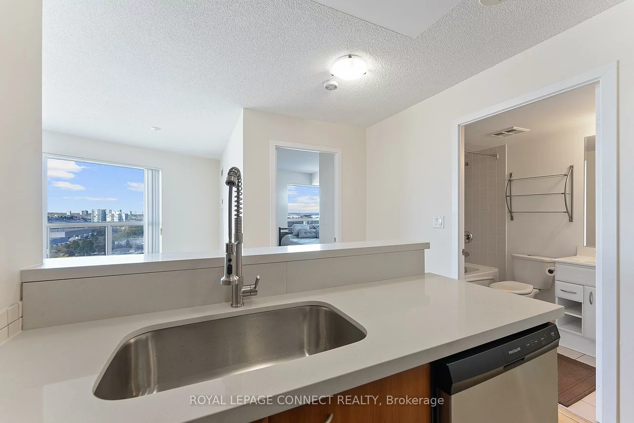 36, Lee Centre, Woburn, Toronto