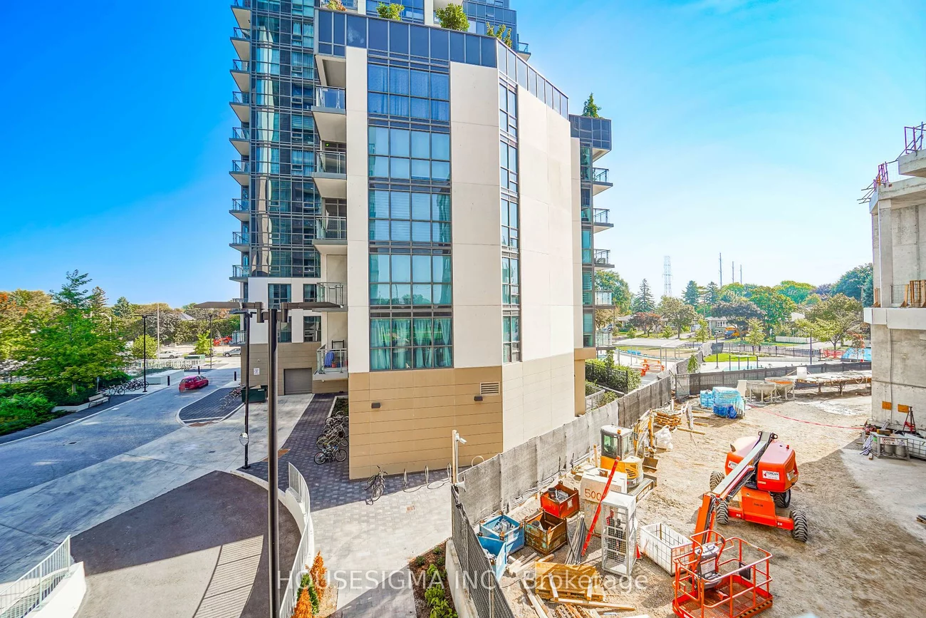 20, Meadowglen, Woburn, Toronto