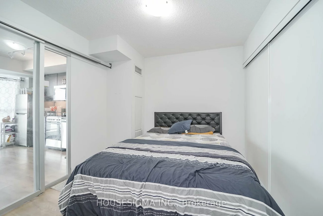 20, Meadowglen, Woburn, Toronto