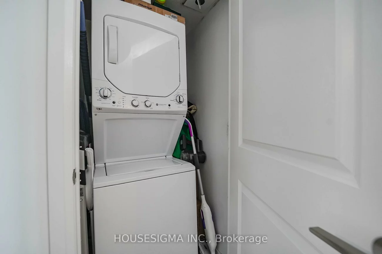 20, Meadowglen, Woburn, Toronto