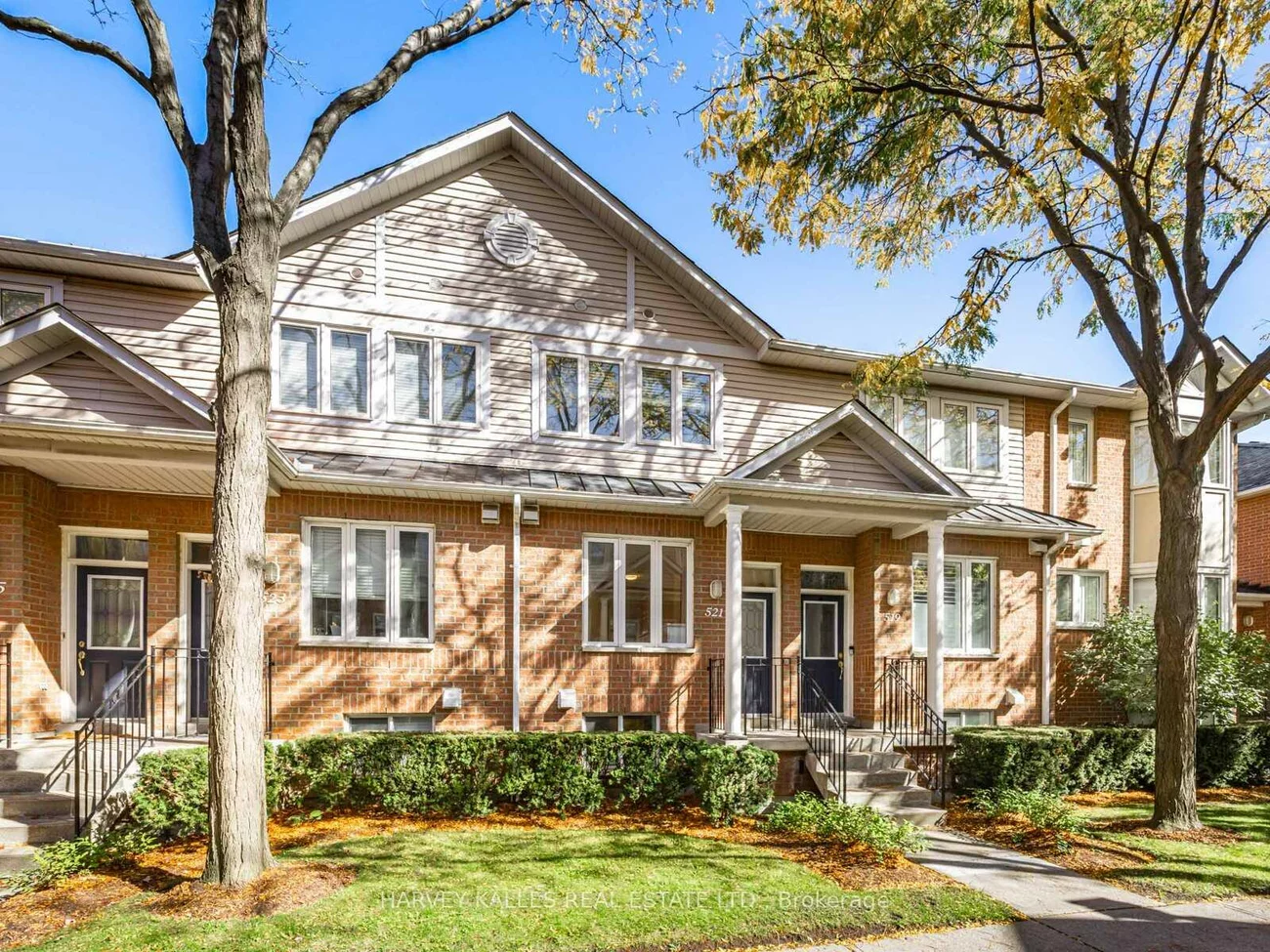83, Mondeo, Dorset Park, Toronto