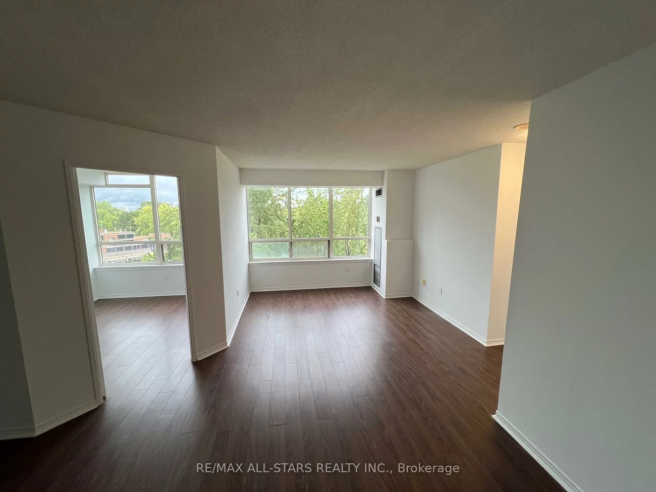 5, Greystone Walk, Kennedy Park, Toronto