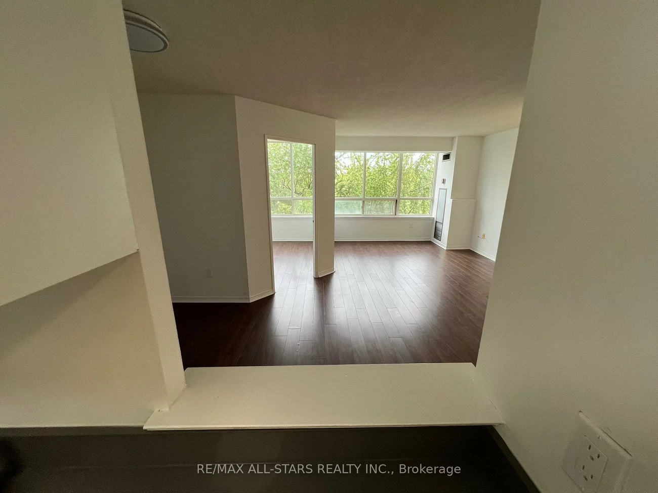 5, Greystone Walk, Kennedy Park, Toronto