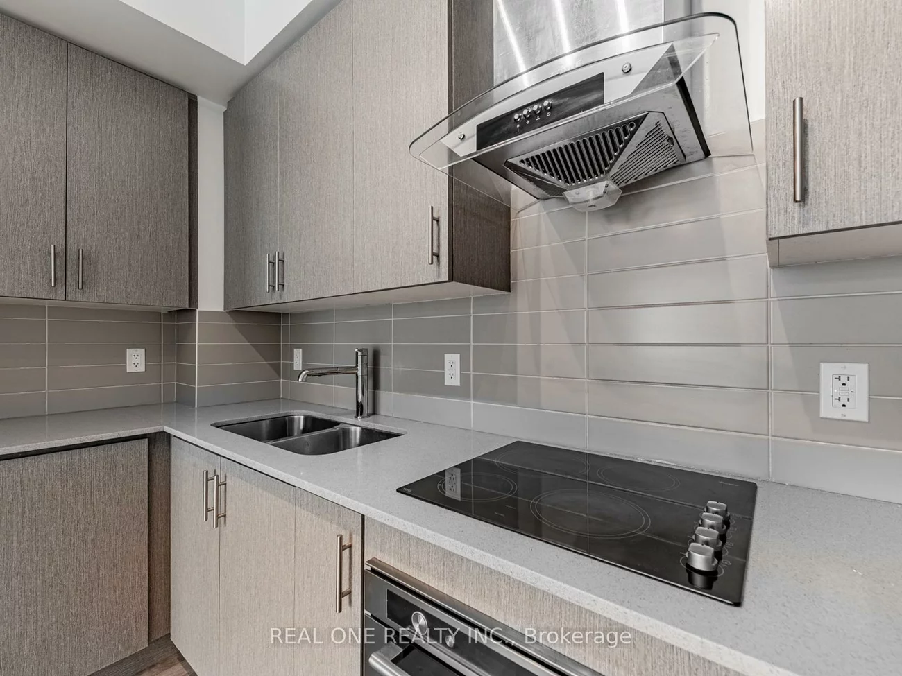 195, Bonis, Tam O'Shanter-Sullivan, Toronto