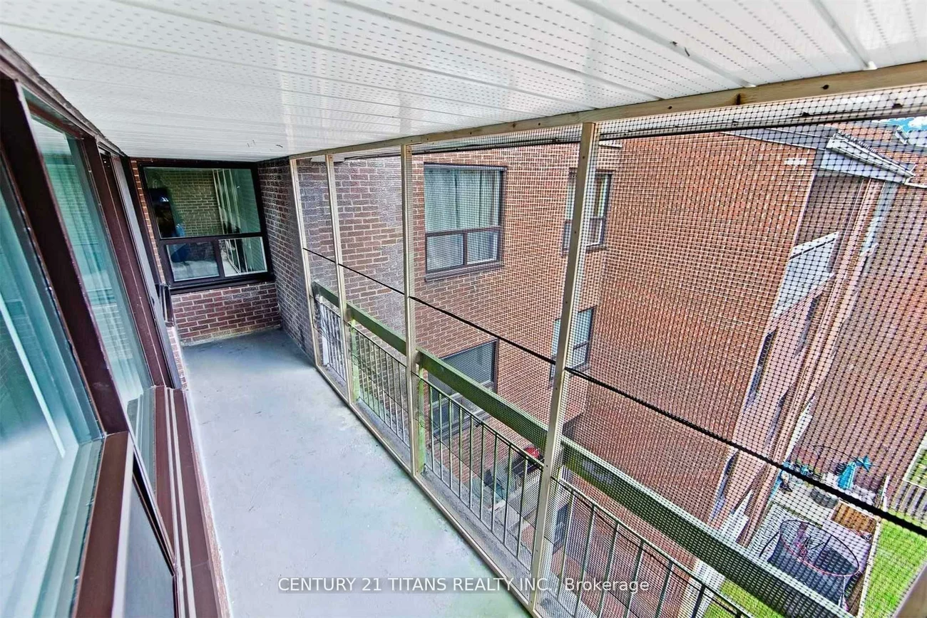 4064, Lawrence, West Hill, Toronto