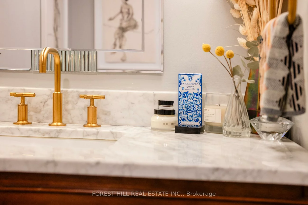 326, Carlaw, South Riverdale, Toronto