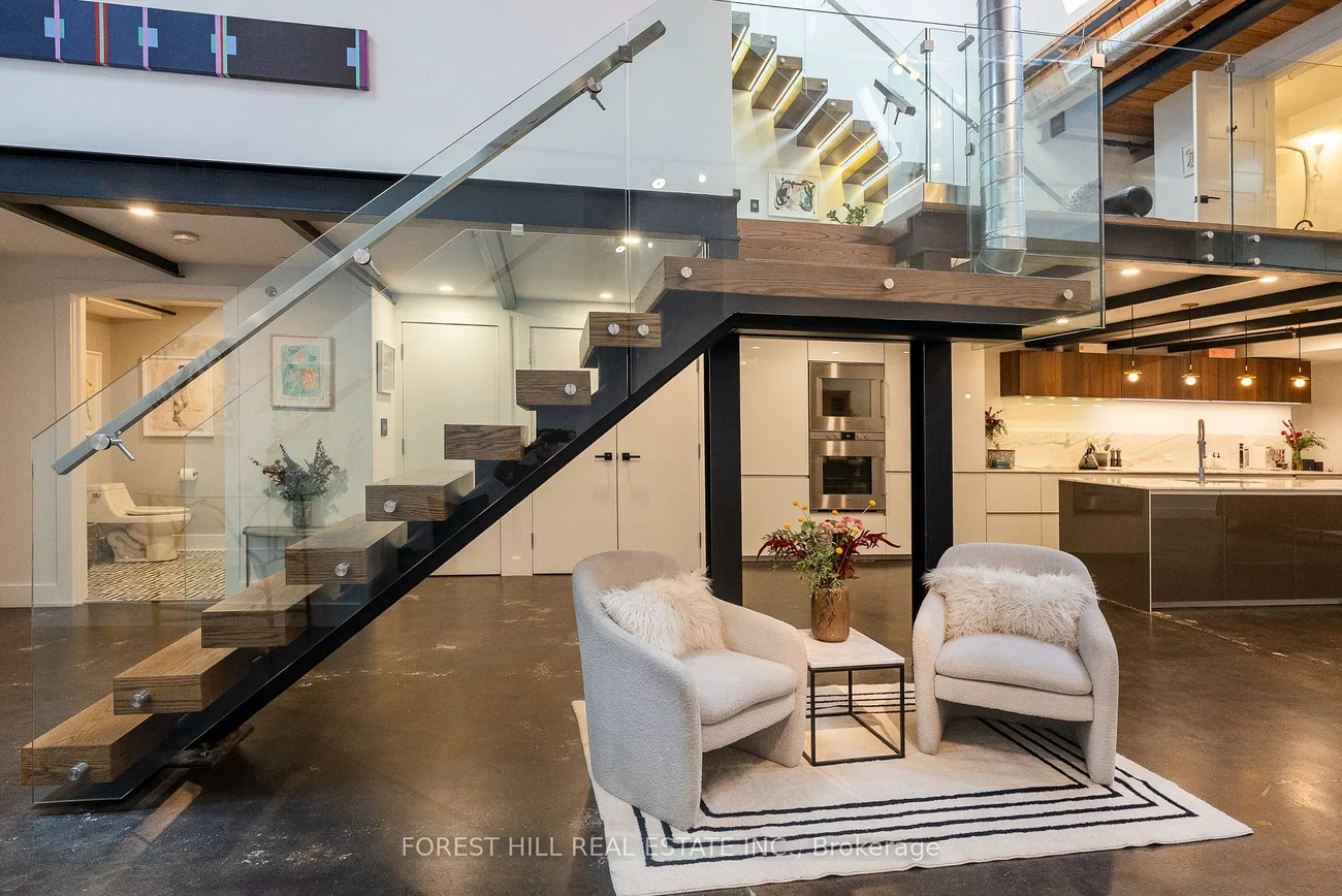 326, Carlaw, South Riverdale, Toronto