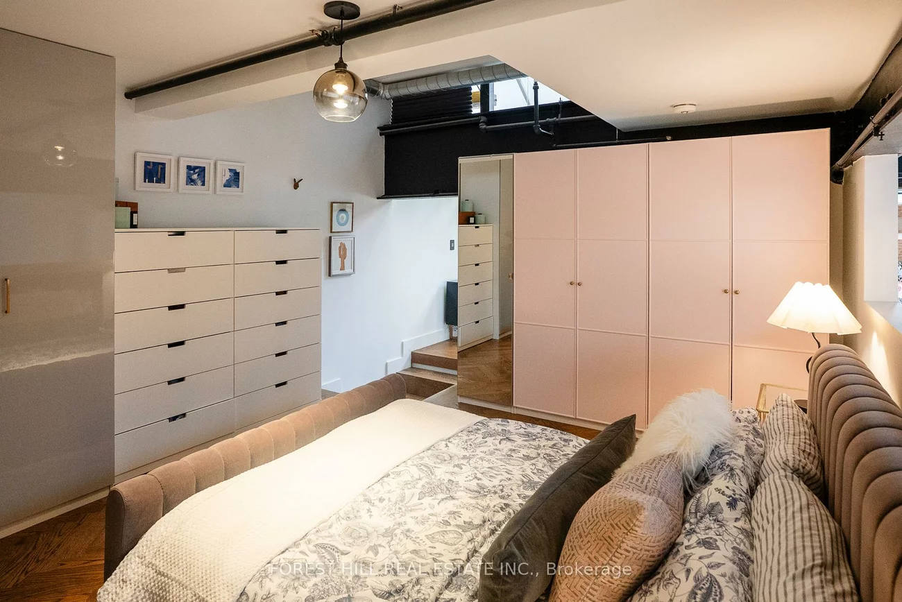 326, Carlaw, South Riverdale, Toronto