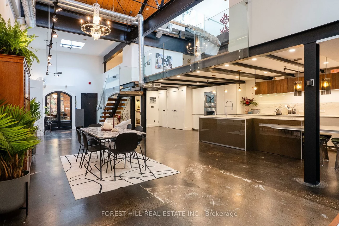 326, Carlaw, South Riverdale, Toronto