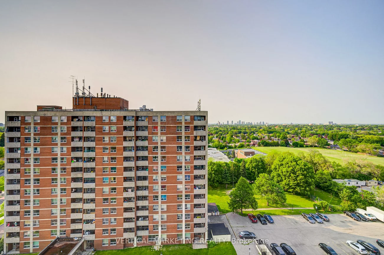 20, Gilder, Eglinton East, Toronto