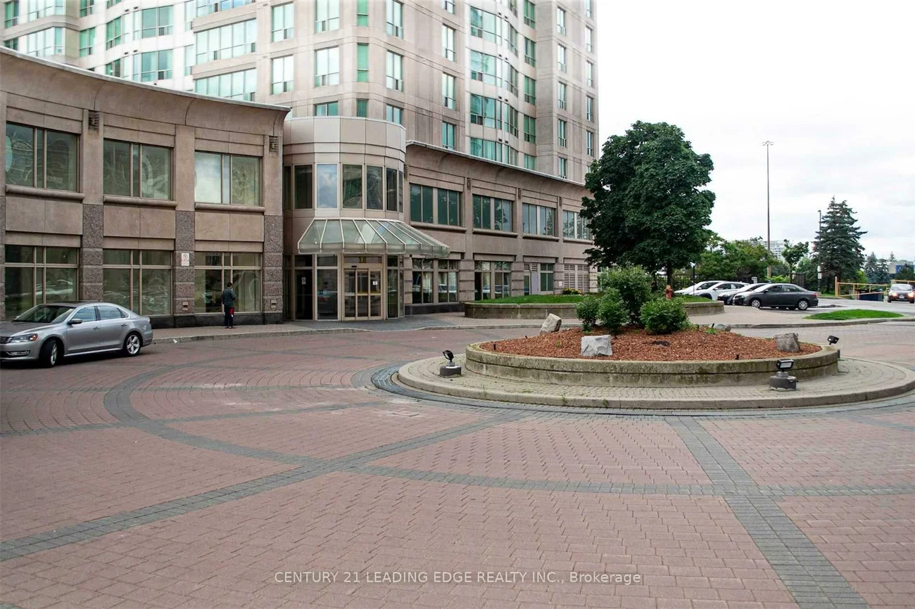 18, Lee Centre, Woburn, Toronto