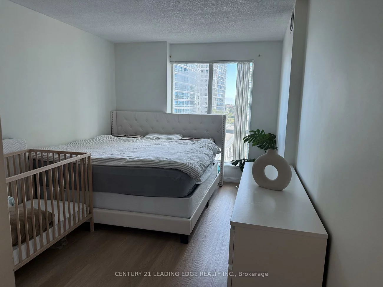 18, Lee Centre, Woburn, Toronto