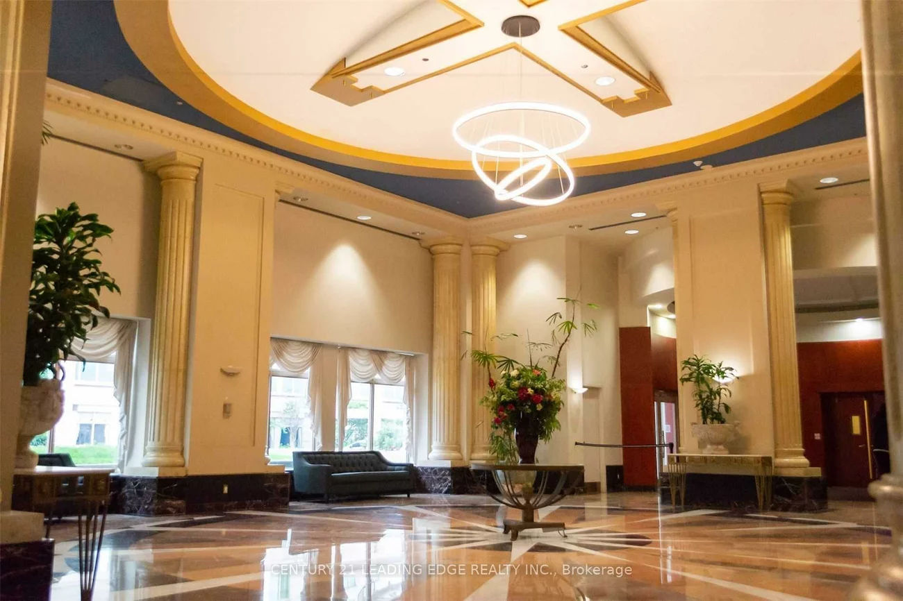 18, Lee Centre, Woburn, Toronto