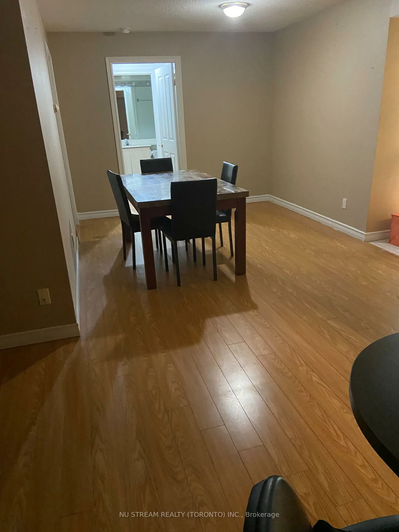 68, Corporate, Woburn, Toronto