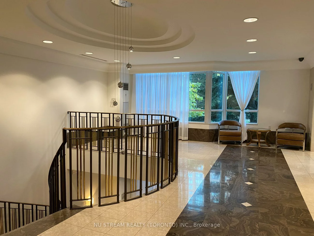 68, Corporate, Woburn, Toronto