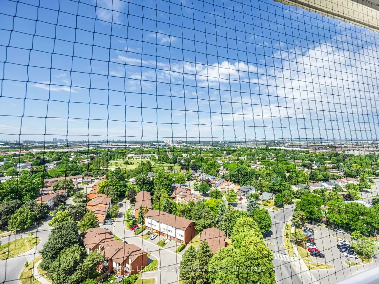 100, Wingarden, Malvern, Toronto