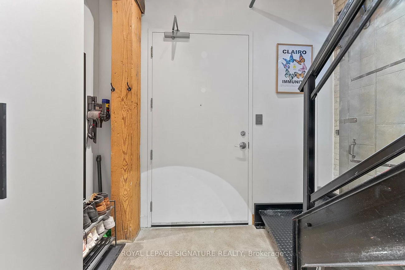 68, Broadview, South Riverdale, Toronto