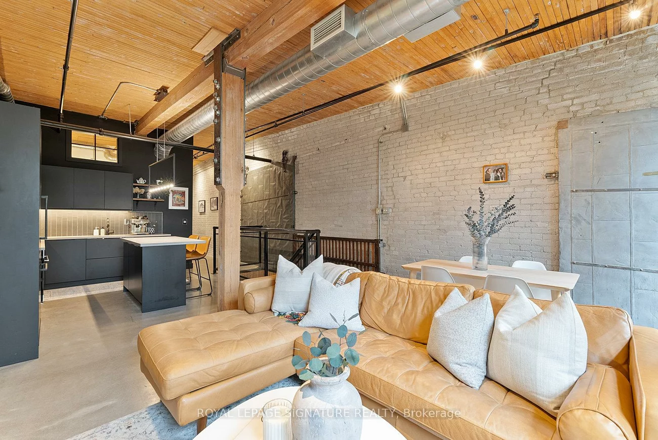 68, Broadview, South Riverdale, Toronto