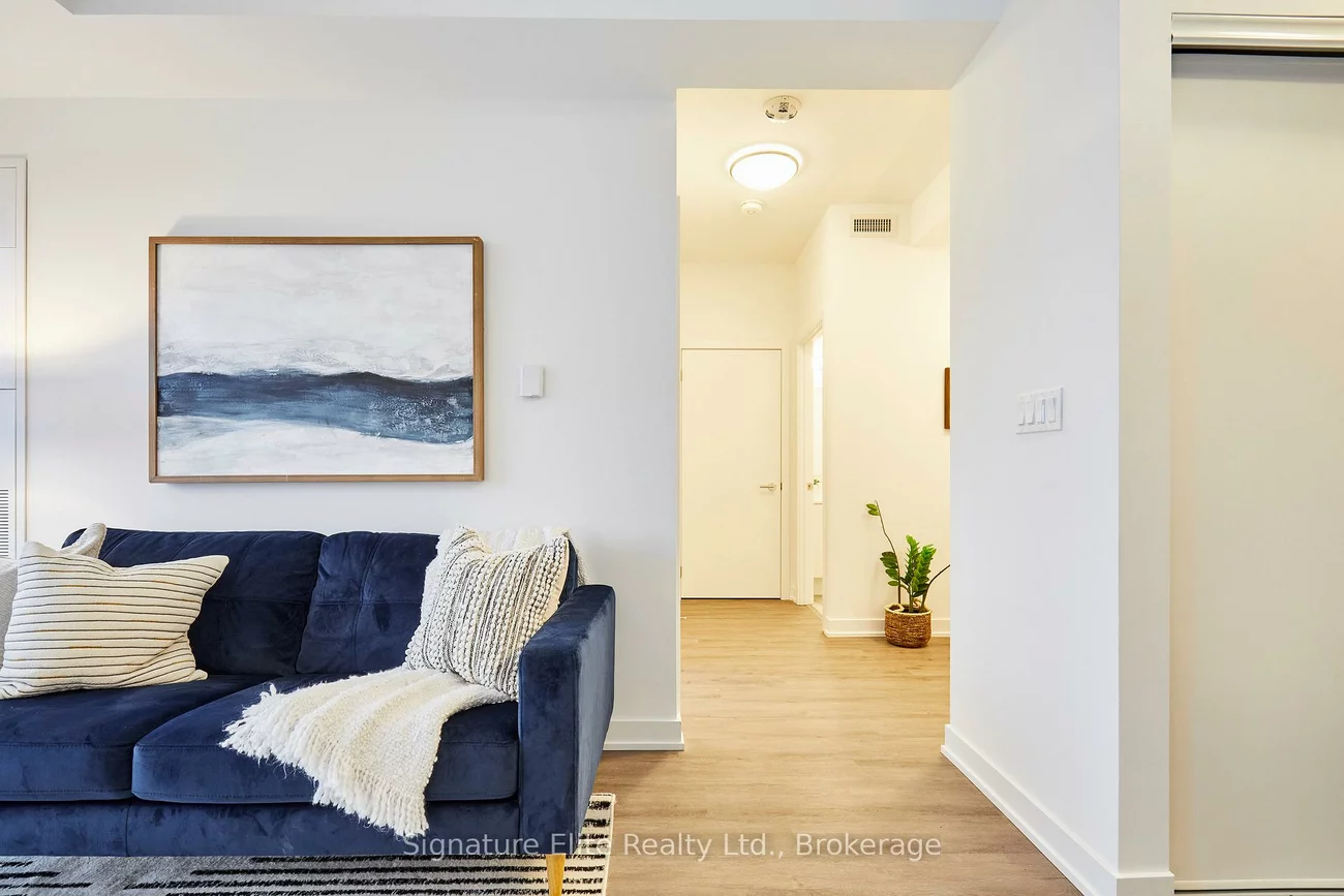 4569, Kingston, West Hill, Toronto