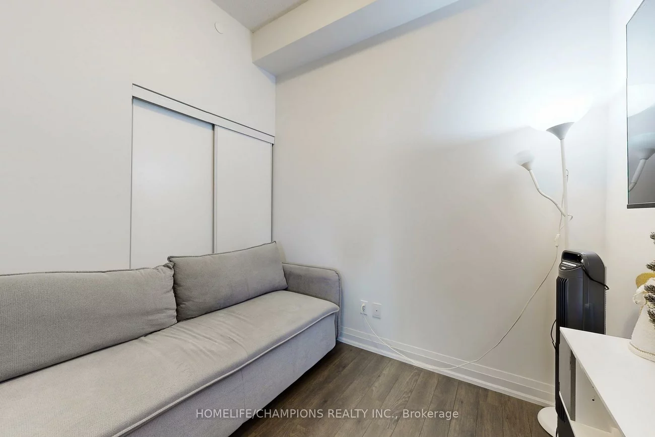 20, Meadowglen, Woburn, Toronto