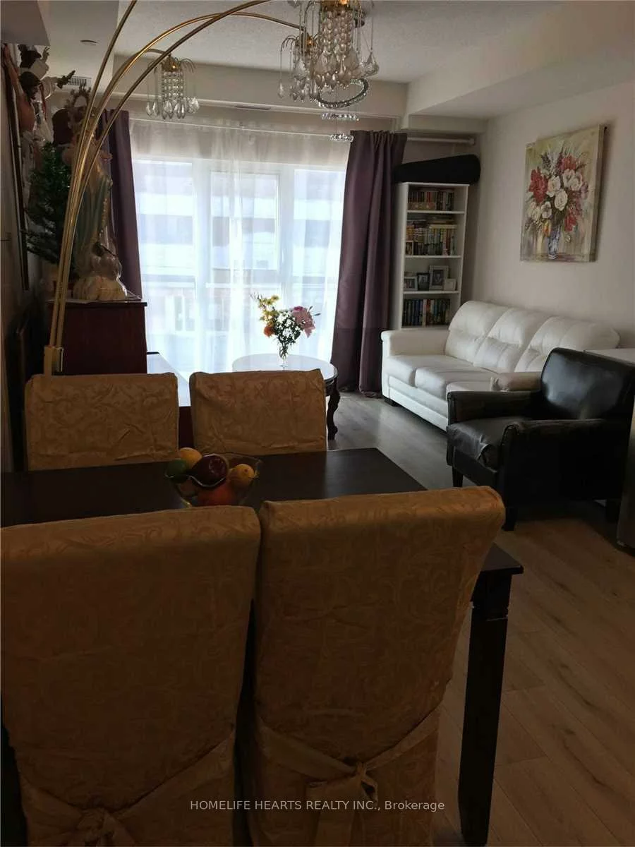 2152, Lawrence, Wexford-Maryvale, Toronto