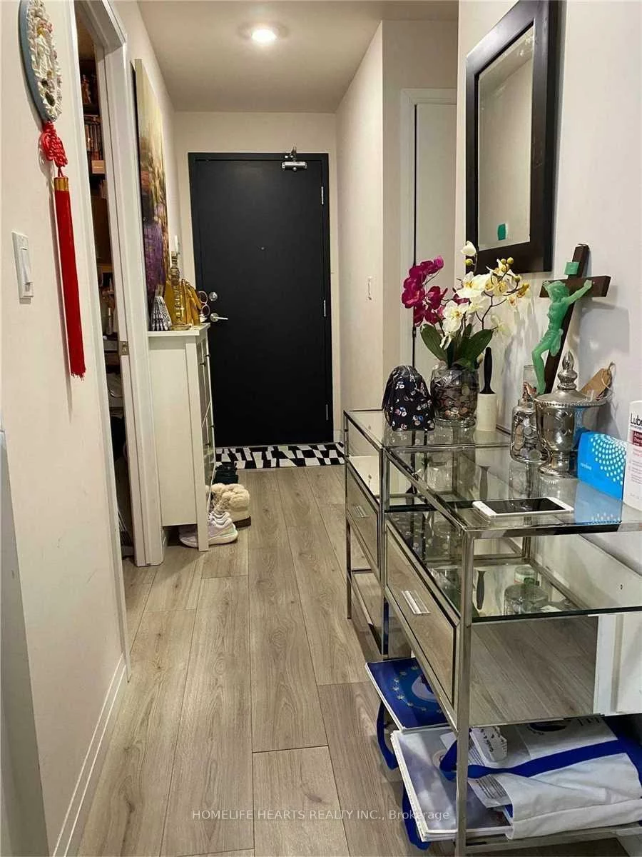 2152, Lawrence, Wexford-Maryvale, Toronto