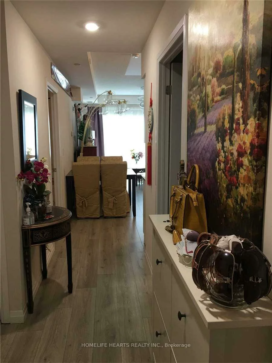 2152, Lawrence, Wexford-Maryvale, Toronto