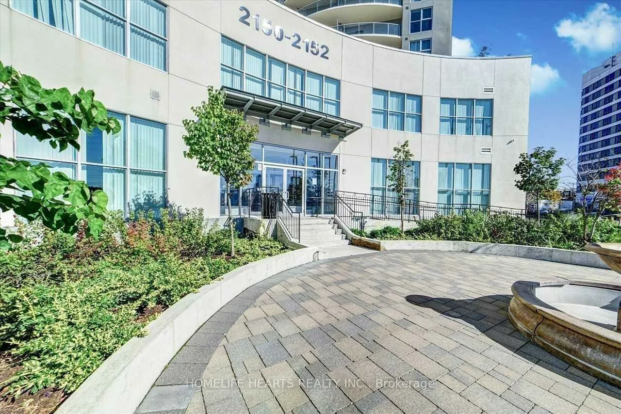 2152, Lawrence, Wexford-Maryvale, Toronto