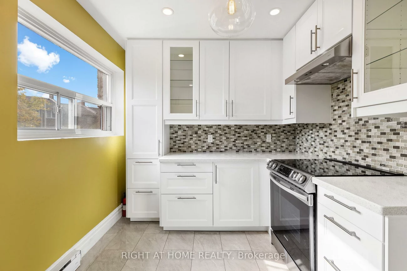 91, Muir, Scarborough Village, Toronto