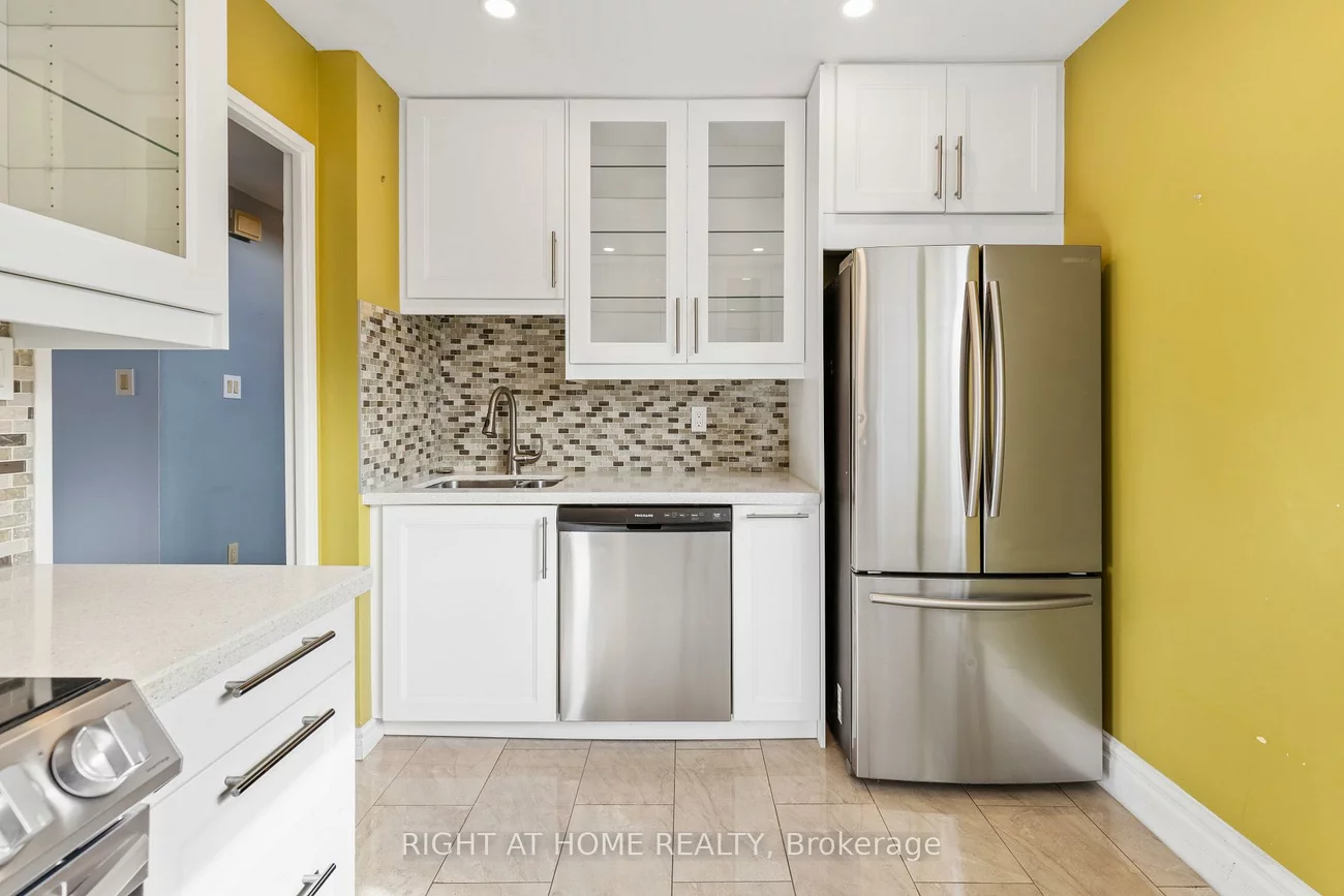 91, Muir, Scarborough Village, Toronto