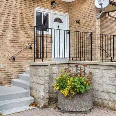 91, Muir, Scarborough Village, Toronto